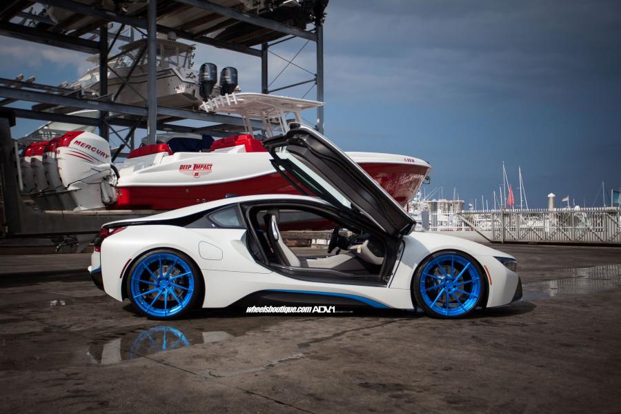  BMW i8 on ADV.1 Wheels (ADV10RMV2SL) 2015 года  (фото 5 из 18)